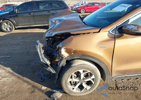 2020 Kia Sportage Lx z USA, uszkodzony, nr VIN KNDPMCAC3L7678461